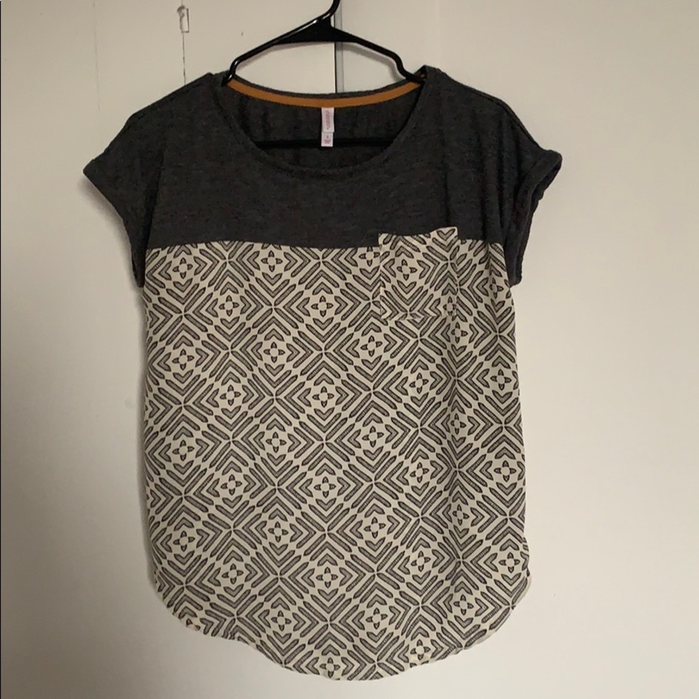 Grey and patterned t shirt